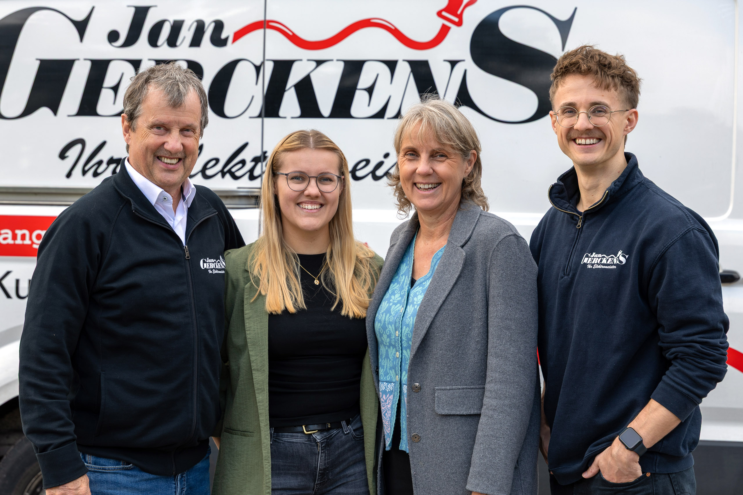 Unternehmen_JanGerckens_Familie Gerckens_Rellingen Die ganze Familie Gerckens ist im Unternehmen JanGerckens Ihr Elektromeister GmbH aktiv.